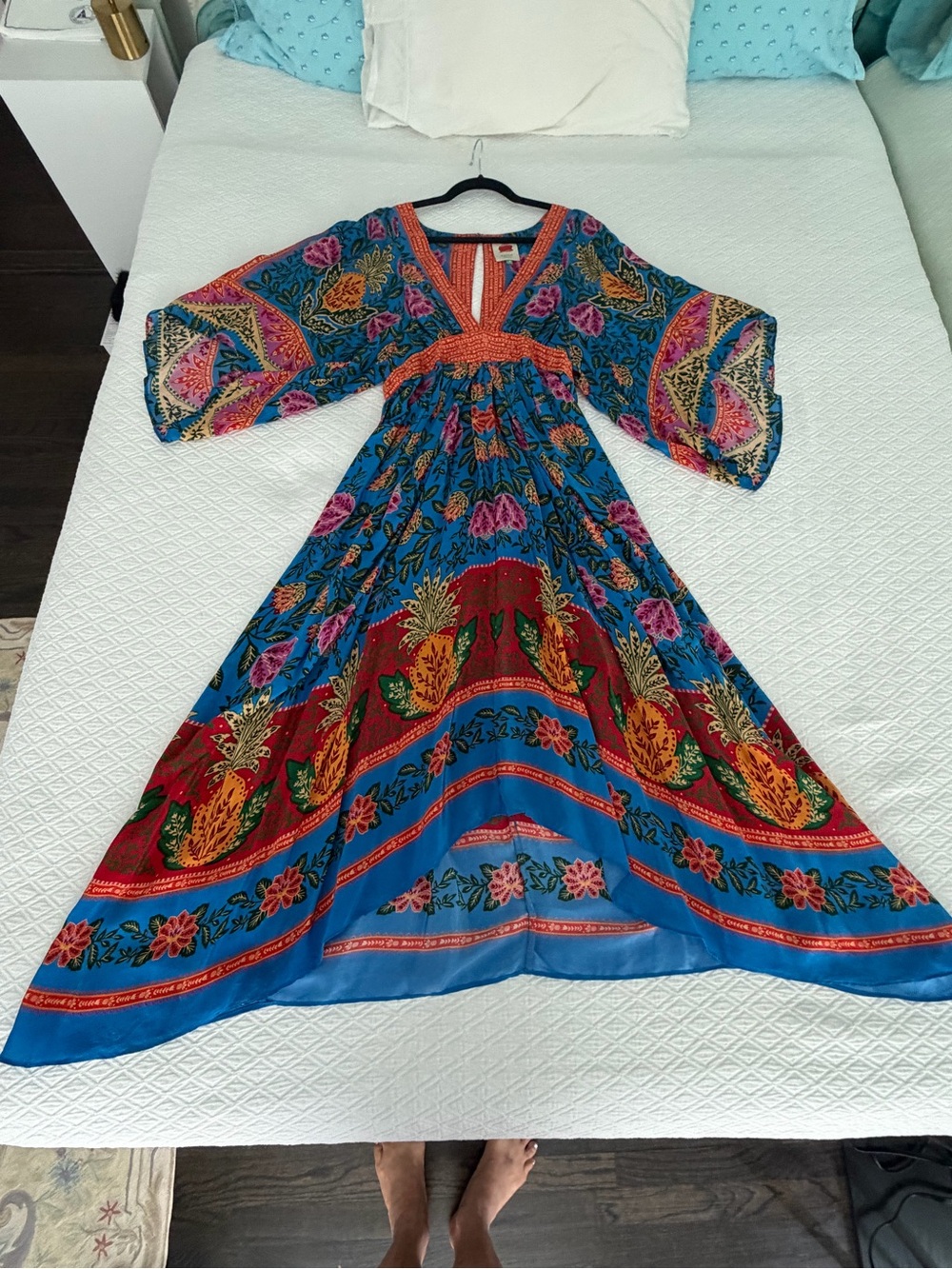 FARM Rio Blue Floral Maxi kaftan with Pineapple Garden - Picture 3 of 12
